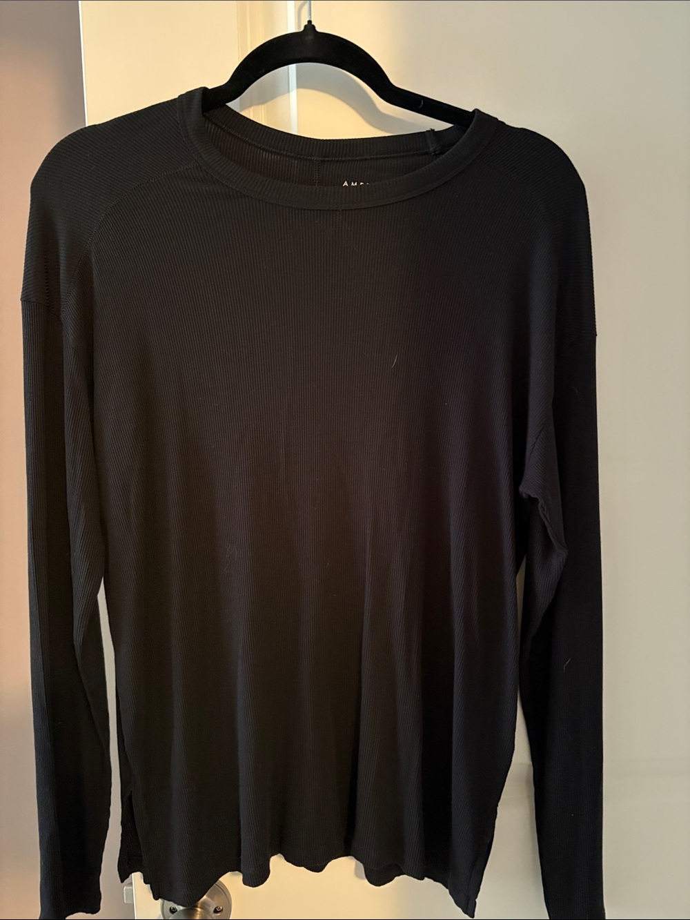 American Eagle Outfitters Black Long Sleeve Ribbed Tee